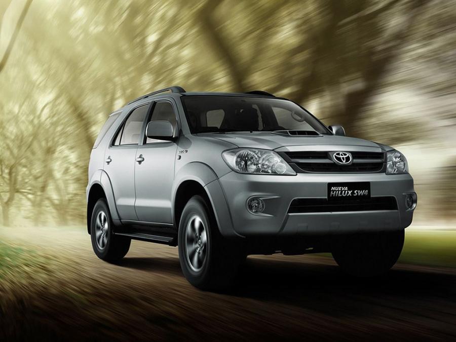  Toyota Hilux SW4 2006 года  (фото 4 из 4)
